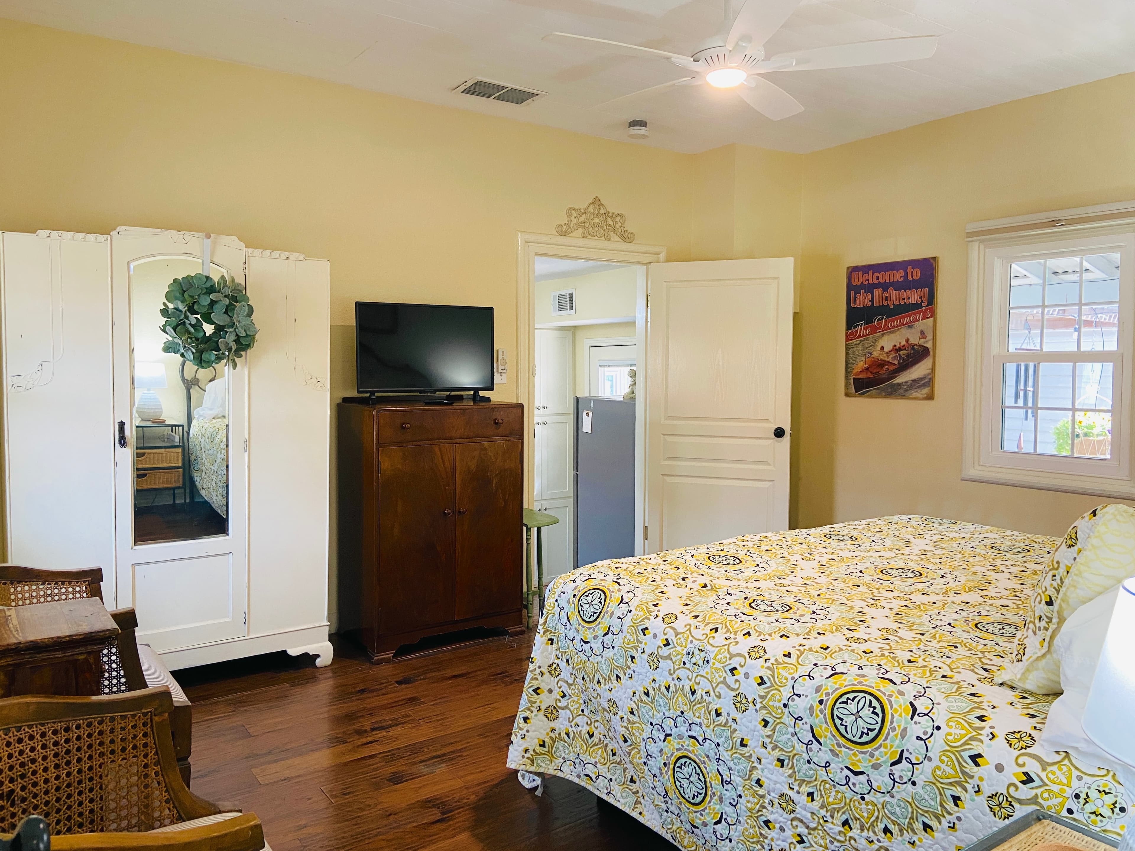 New Braunfels Cottage interior view 5 at Comal Inn boutique vacation rental New Braunfels TX